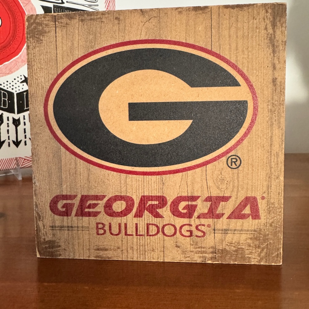 Georgia Bulldogs Wooden Sign